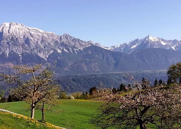 Bed & Breakfast Gaestehaus Koessler Tulfes